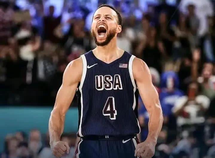 开云APP-国际篮球赛事高潮迭起，球员表现惊艳动人的简单介绍