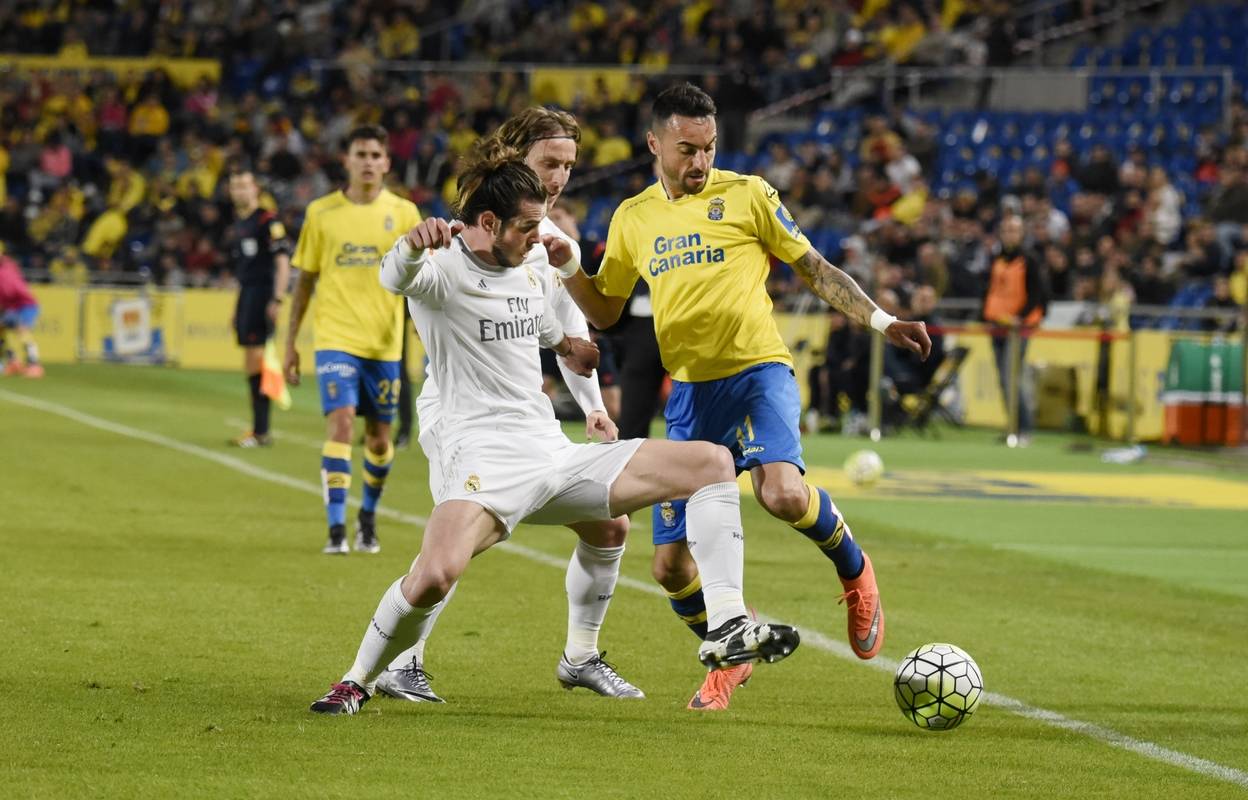 开云体育入口-包含皇家马德里连胜在望，西甲霸主将冲击冠军的词条