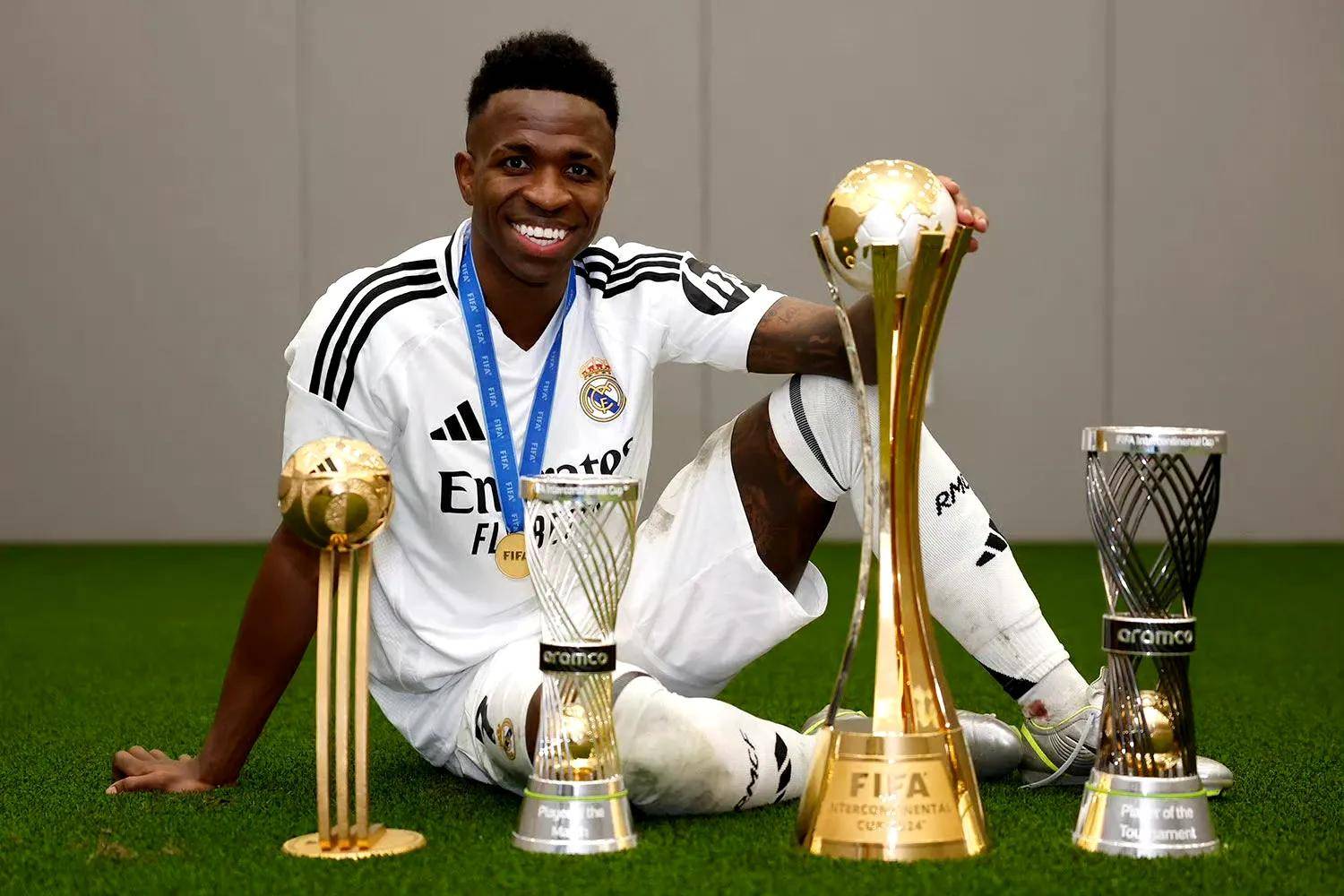 开云体育登录-快讯：皇家马德里抵达美国备战世俱杯的简单介绍