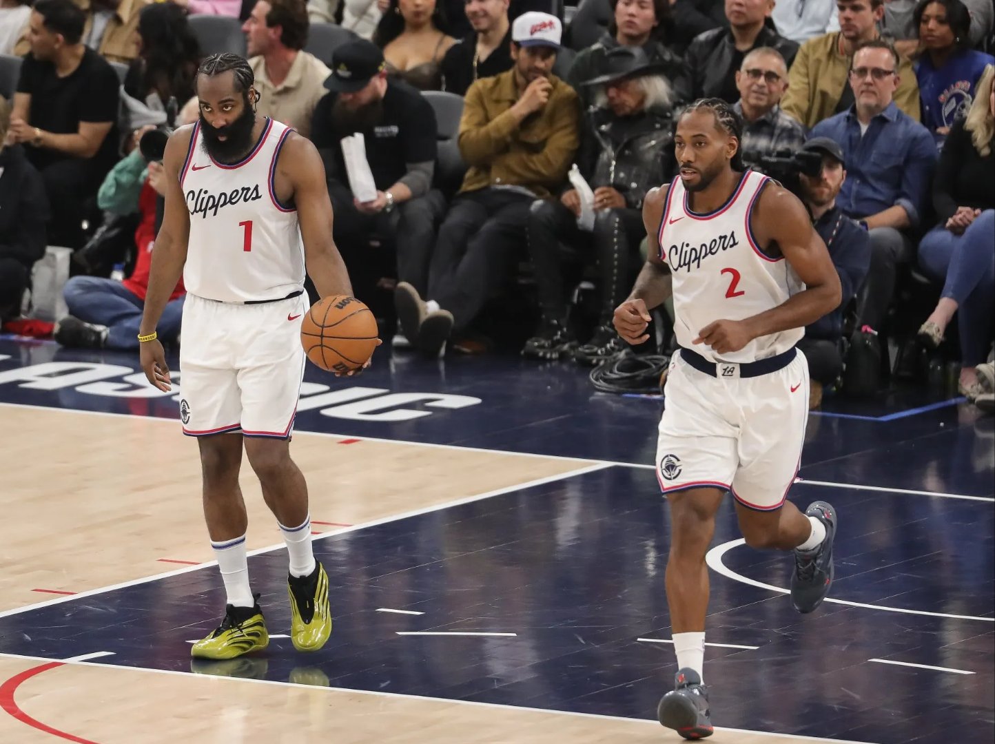 快船队轻取国王队，实力碾压对手