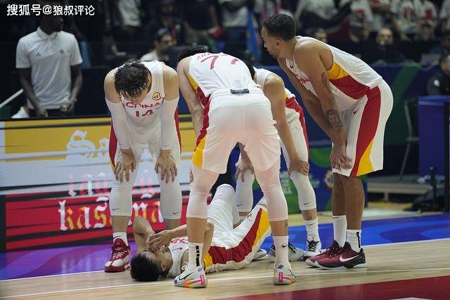 顶级篮球联赛中的纷争引发热议