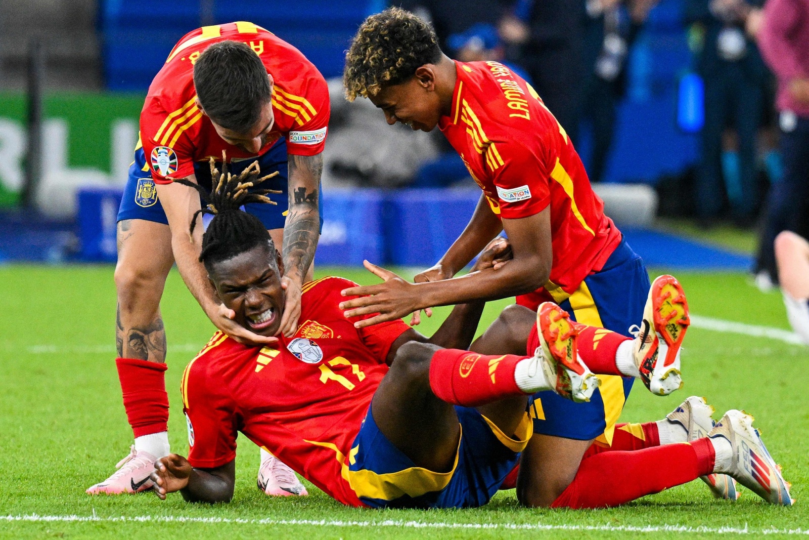 西班牙队员备战国际足球联赛