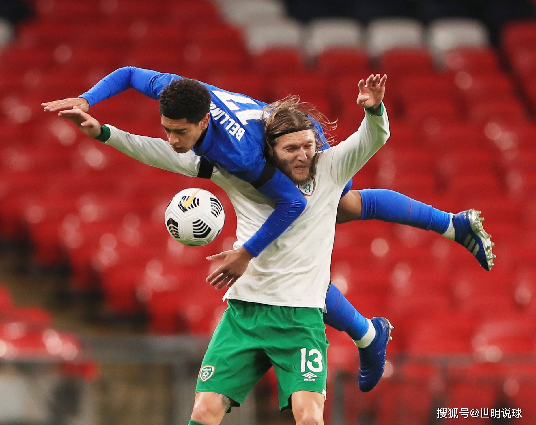 爱尔兰前锋马奎尔在比赛中打入关键进球的简单介绍 爱尔兰前锋马奎尔在比赛中打入关键进球的简单介绍