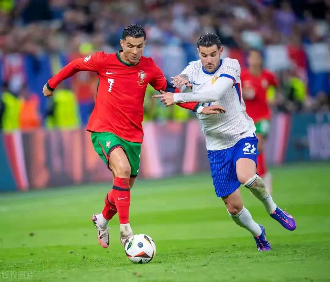 乌克兰队以出色表现，轻松晋级！