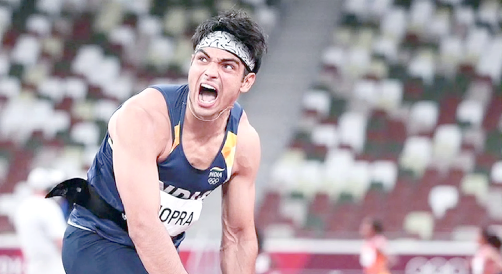 运动员挥汗拼搏,夺金牌居高不下