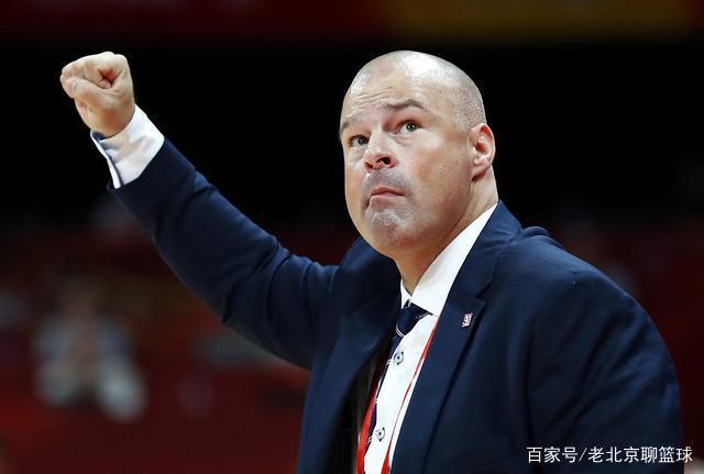 开云体育中国-波兰队在对抗中展现顽强斗志