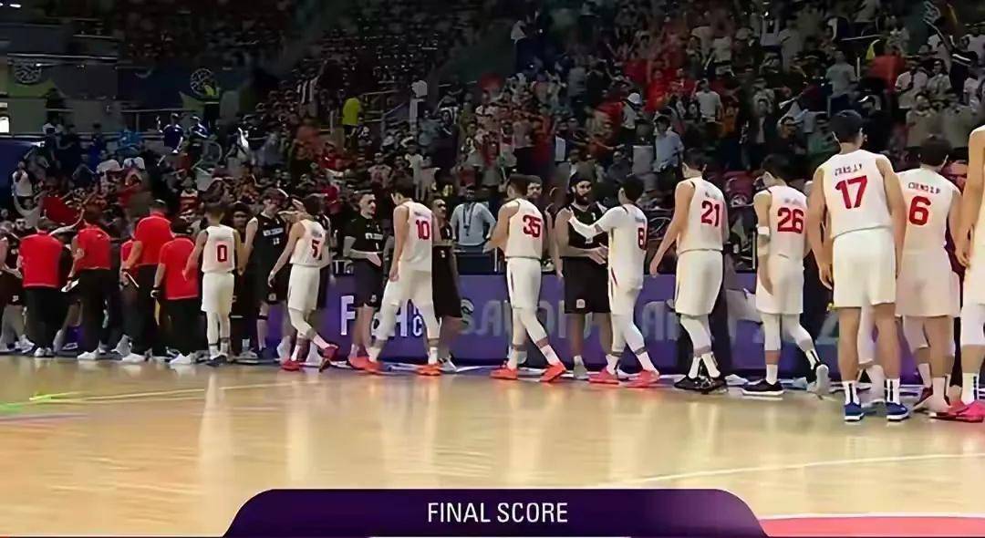 开云平台-战绩斐然，球队实现逆袭引发球迷欢呼