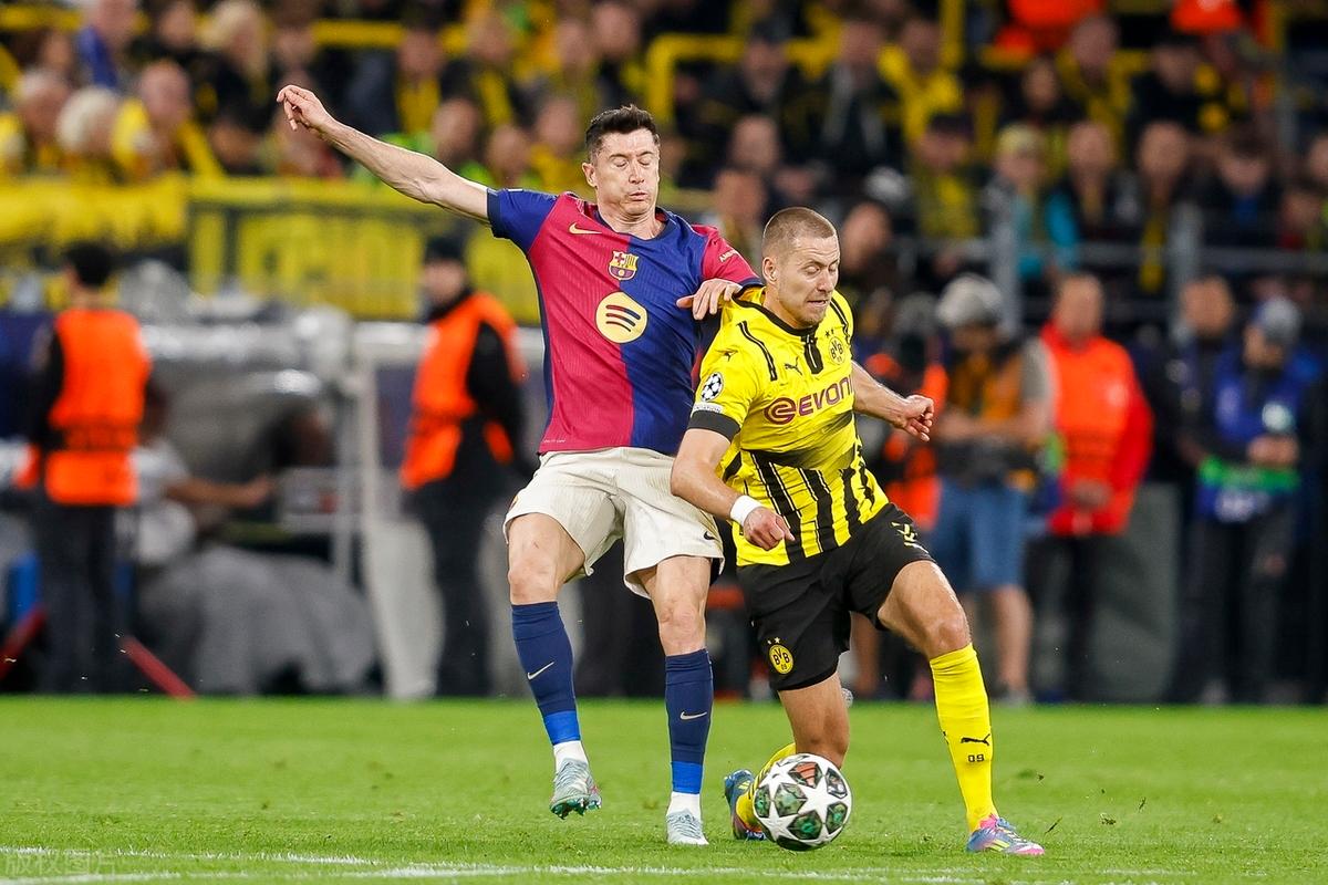 开云官网-瑞典碾压韩国，莱万爆发神勇的简单介绍