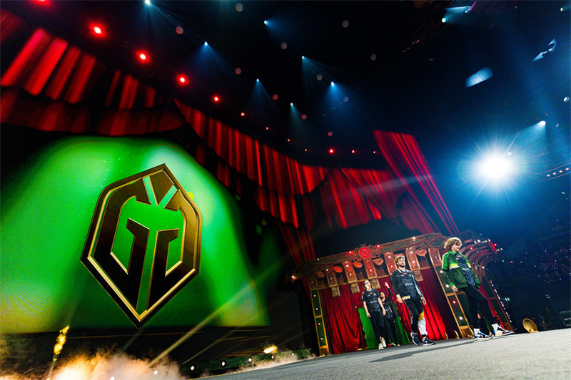 包含最新战报：TI国际邀请赛豪取连胜，冠军在望的词条