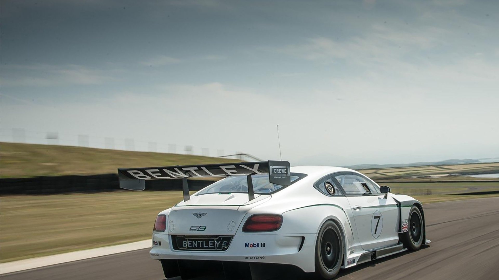 开云体育app-范戴克与巴萨，防守如何成为最美的进攻诗篇