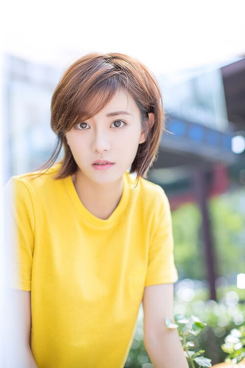 亚洲之光闪耀欧洲足坛，李刚仁与伊朗足球的胜利回响